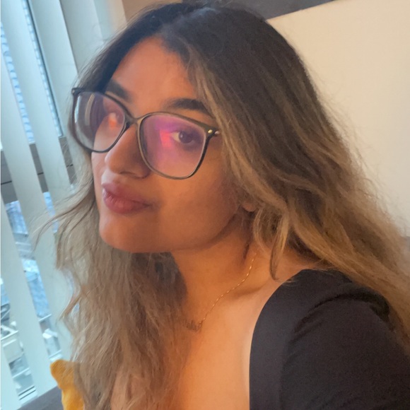 Meet your Posher, Eshal - Picture 1 of 1